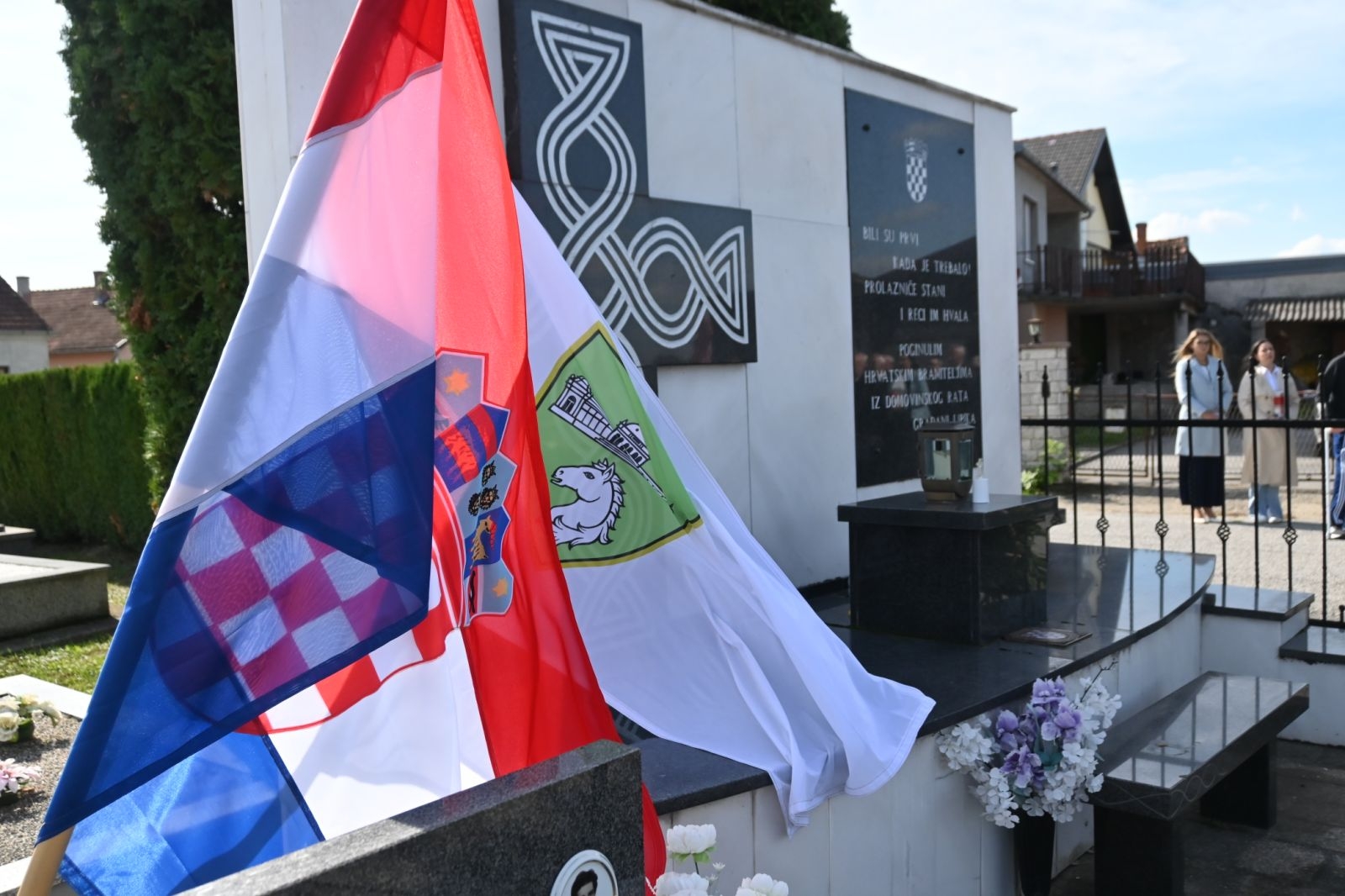 Odana počast poginulim braniteljima i žrtvama Domovinskog rata